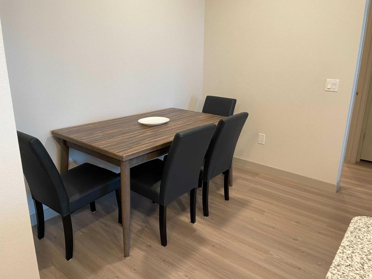 Stay Gia New Modern 1 Bedroom Apartment With Swimming Pool & Gym At Grayson Place Goodyear Exterior foto