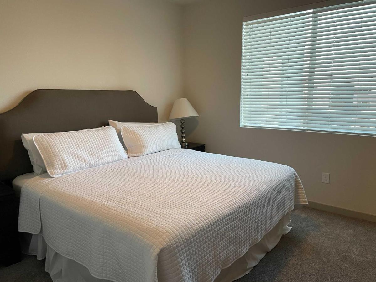 Stay Gia New Modern 1 Bedroom Apartment With Swimming Pool & Gym At Grayson Place Goodyear Exterior foto