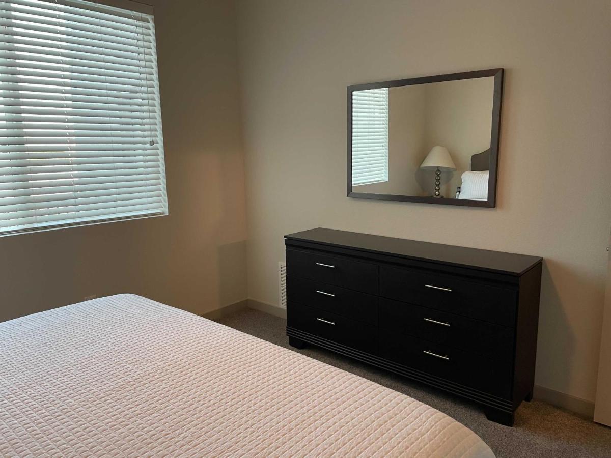 Stay Gia New Modern 1 Bedroom Apartment With Swimming Pool & Gym At Grayson Place Goodyear Exterior foto